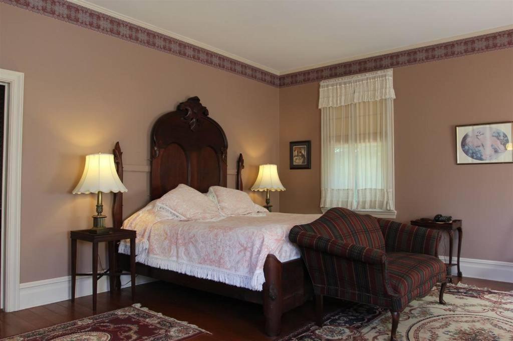 Corners Mansion Inn - A Bed And Breakfast Vicksburg Kamer foto